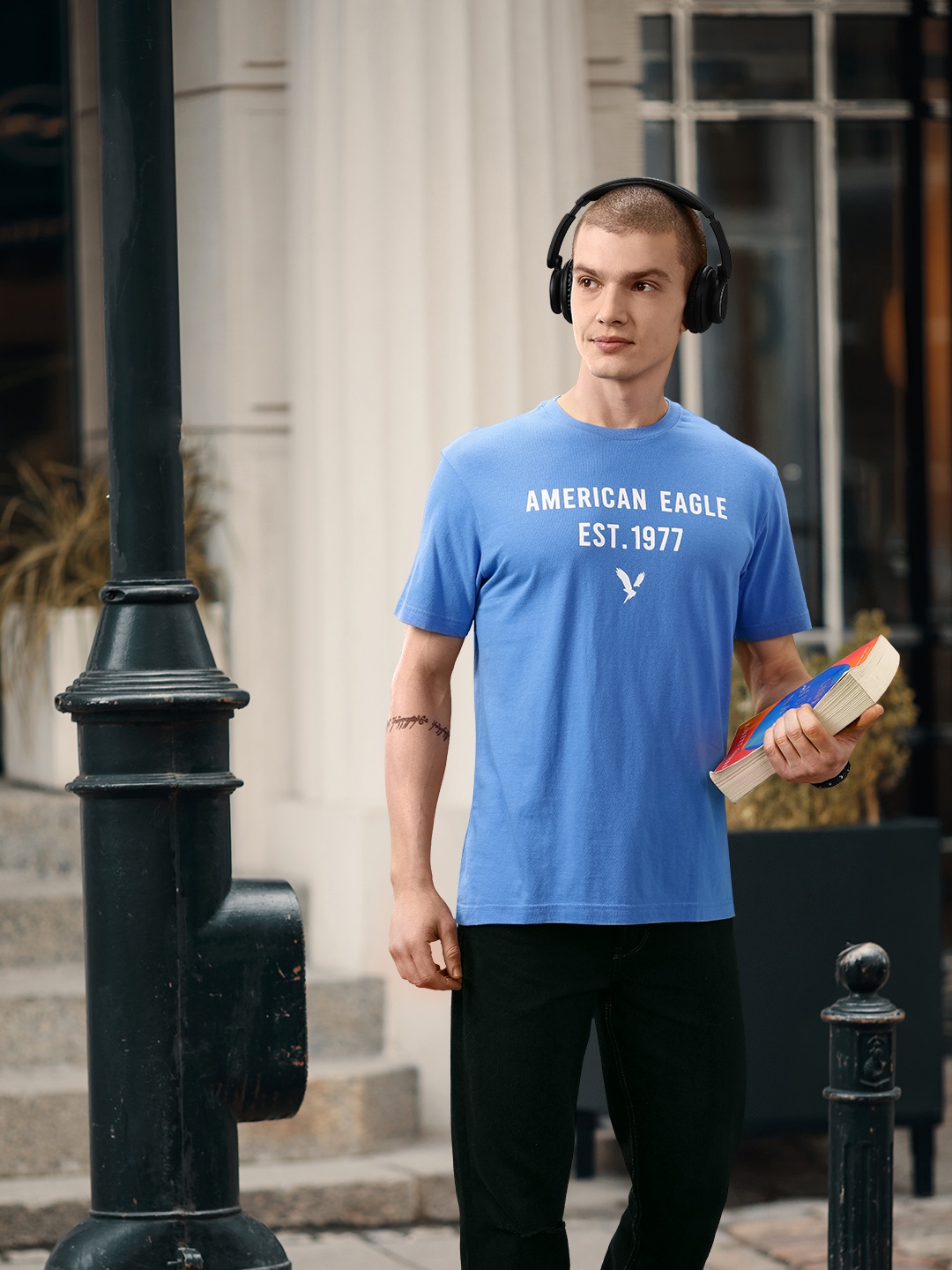 

AMERICAN EAGLE OUTFITTERS Men Blue Typography Printed Cotton T-shirt