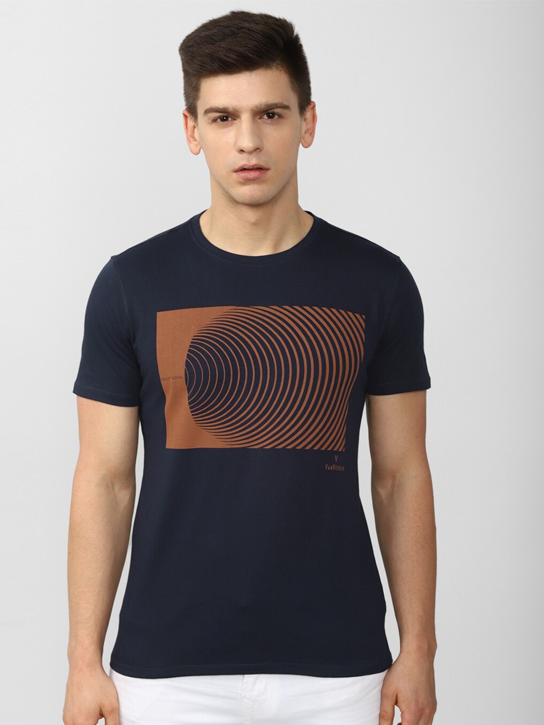 

V Dot Men Navy Blue Printed Cotton Slim Fit T-shirt