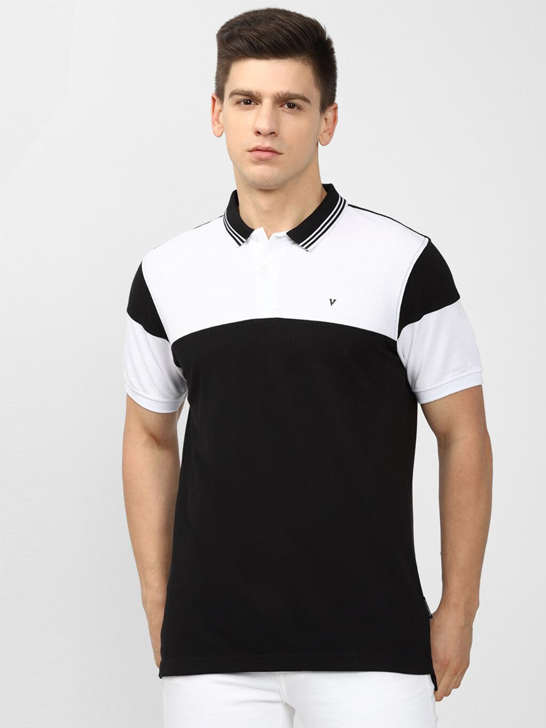 

Van Heusen Sport Men Black & White Colourblocked Cotton Polo Collar T-shirt