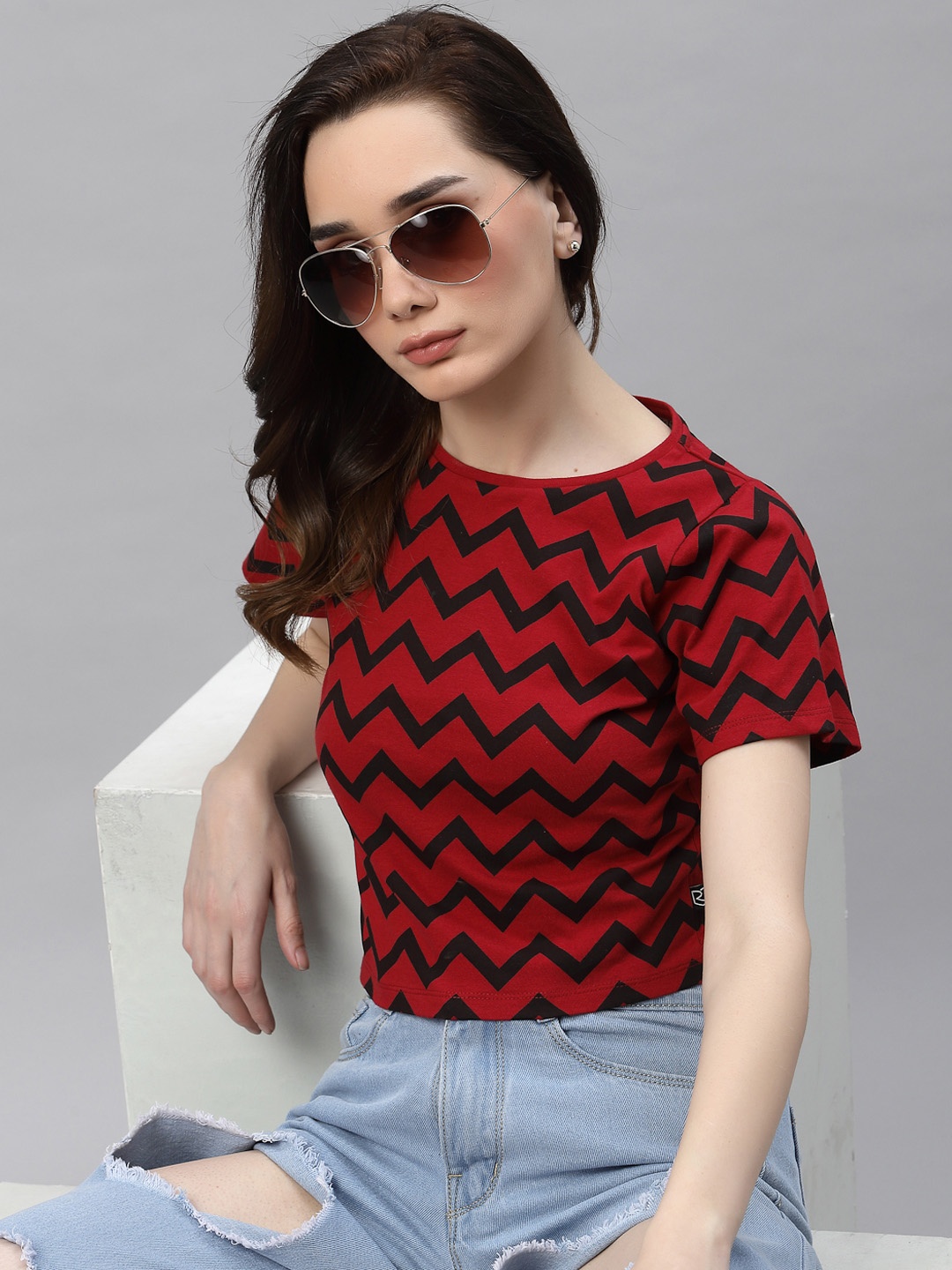 

Rigo Maroon & Black Geometric Print Crop Top