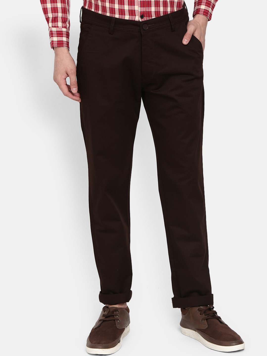 

V-Mart Men Brown Classic Slim Fit Cotton Chinos Trousers