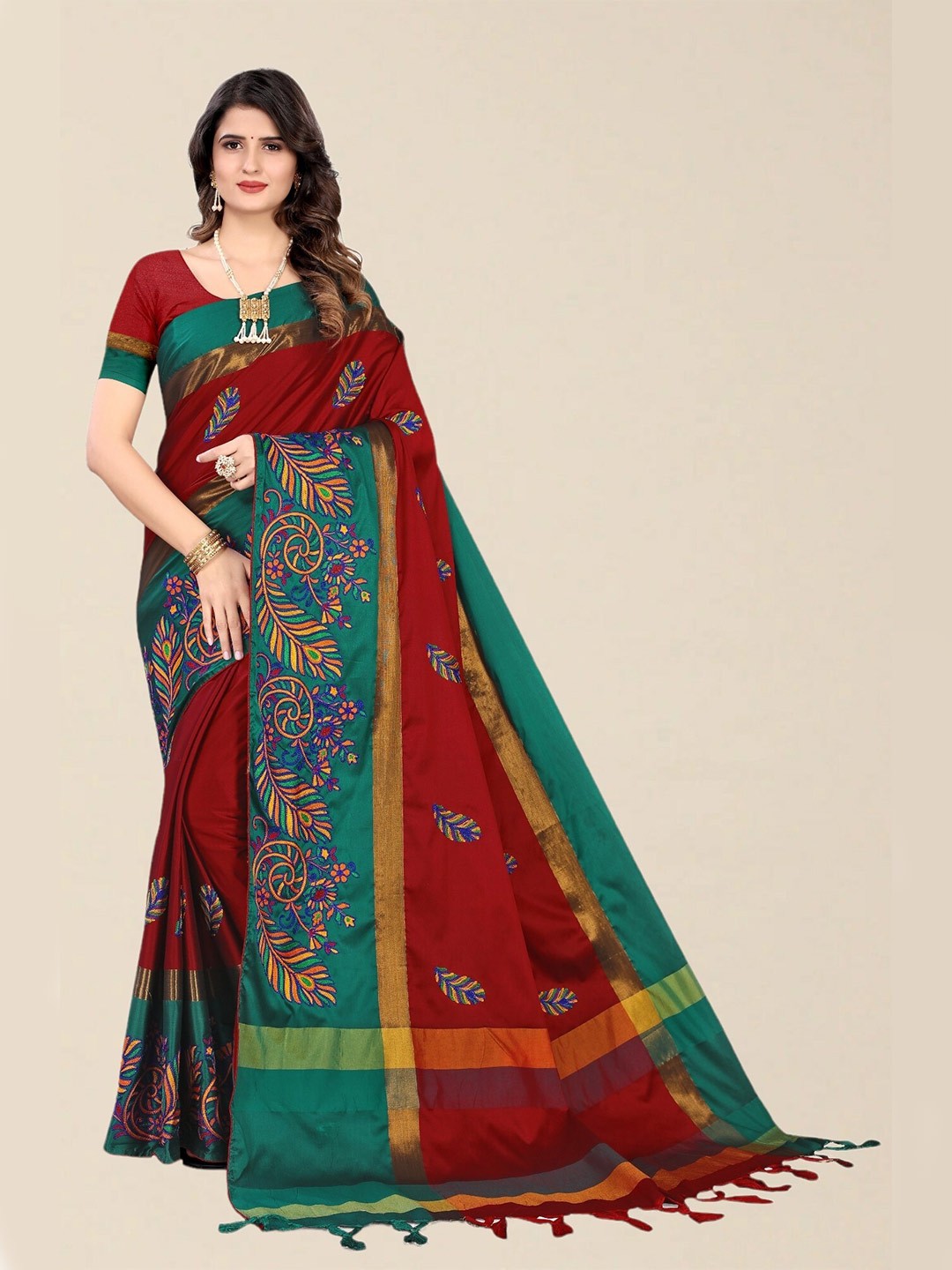 

SERONA FABRICS Red & Green Embellished Embroidered Silk Cotton Saree