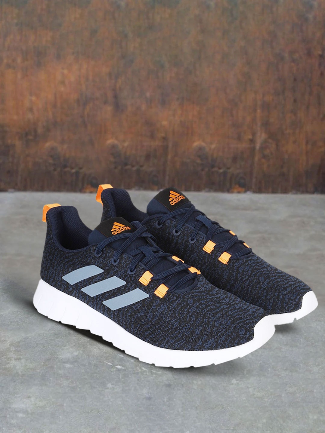 

ADIDAS Men Black & Blue Sports Shoes