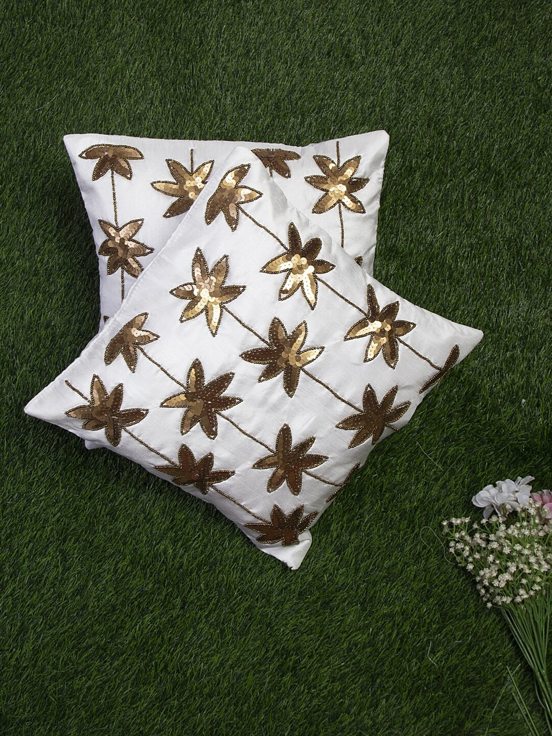 

Alina decor White & Gold-Toned Set of 2 Geometric Square Cushion Covers