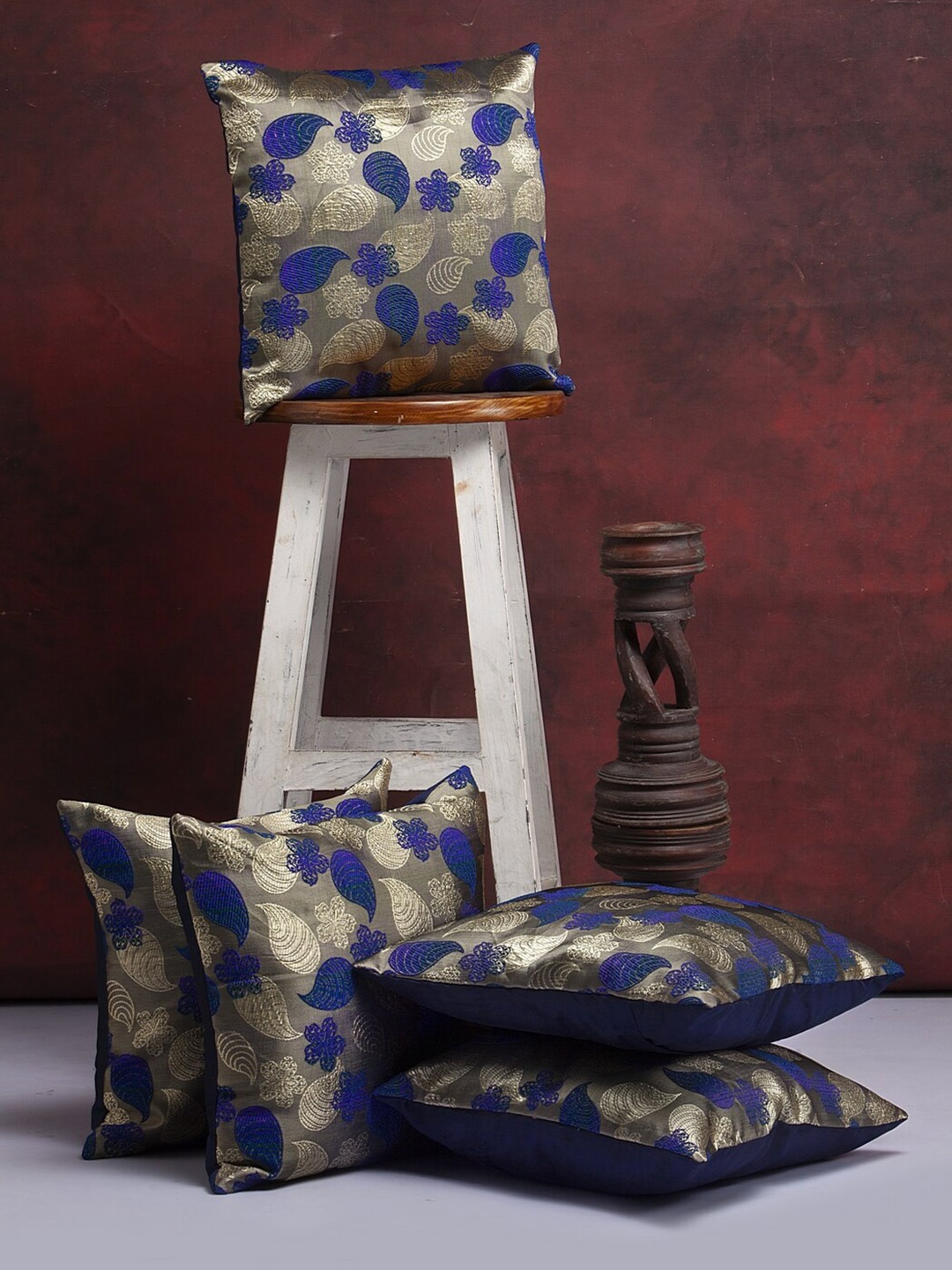 Alina decor Blue & Gold-Toned Set of 5 Floral Square Cushion Covers