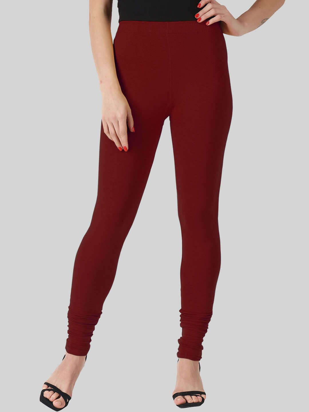 

SAUNDARYA Women Maroon Solid Churidar-Length Leggings