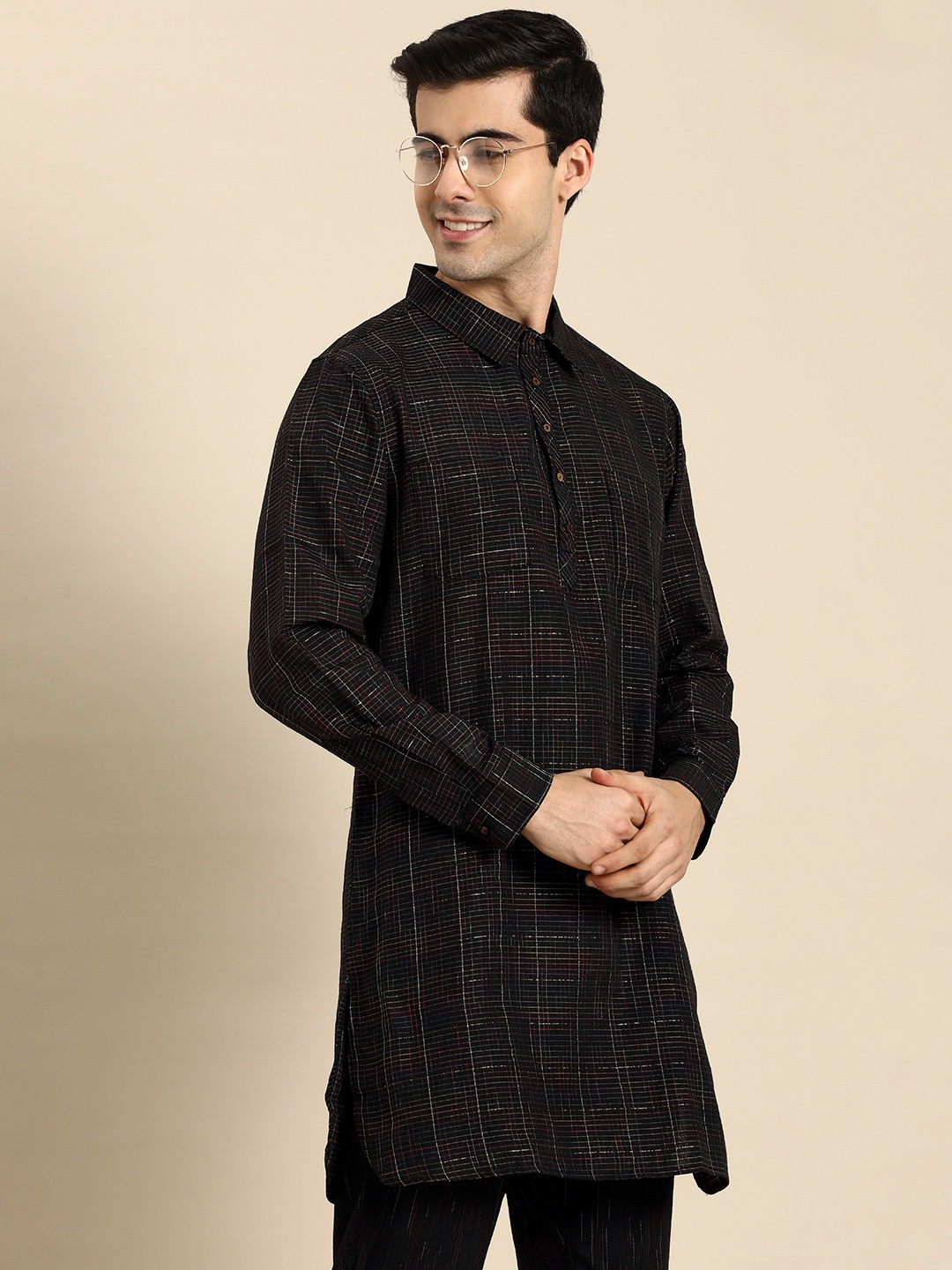 

Anouk Men Black Checked Shirt-Collar Kurta with Trousers