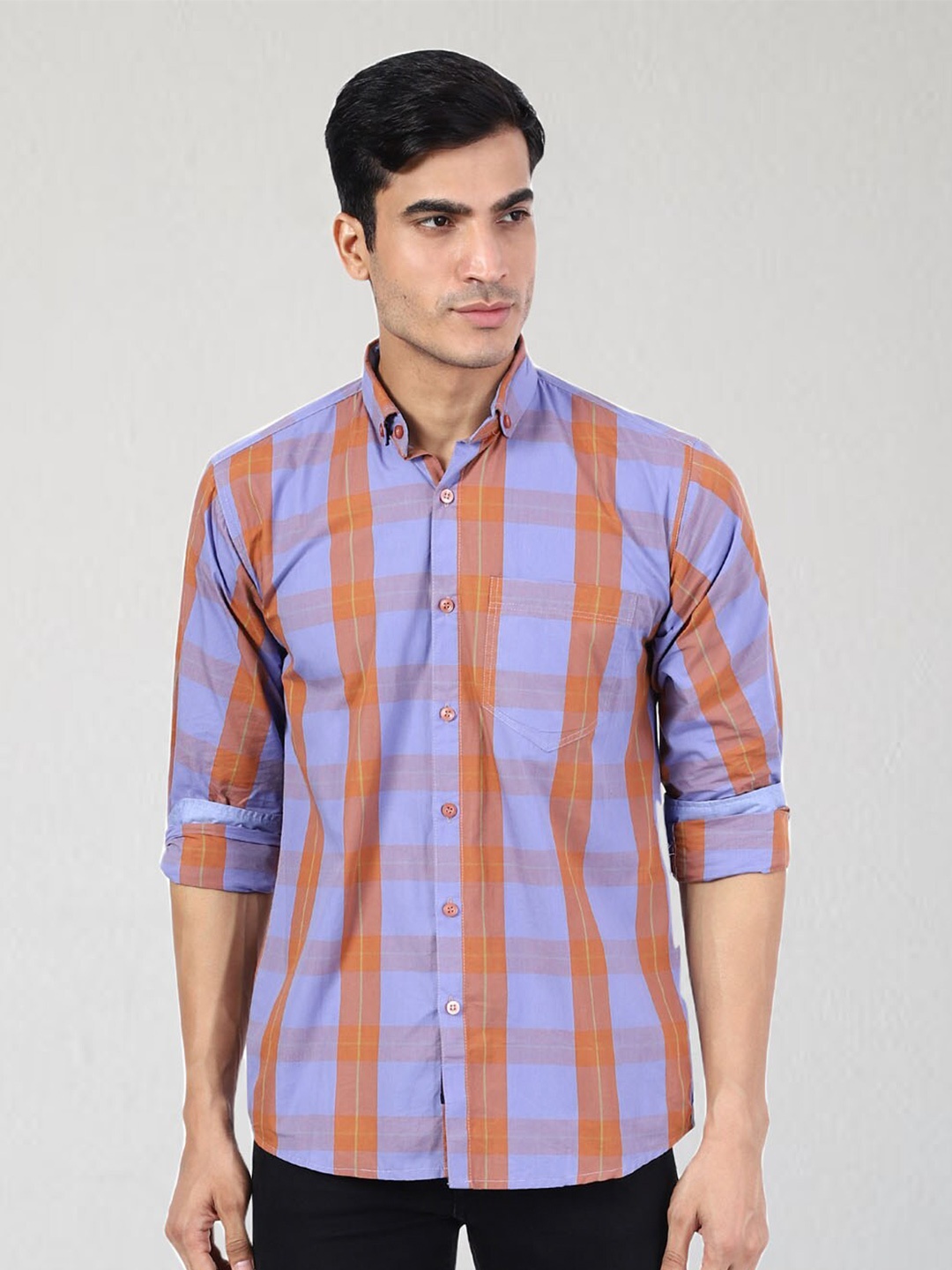 

TAHVO Men Purple Comfort Slim Fit Checked Casual Shirt