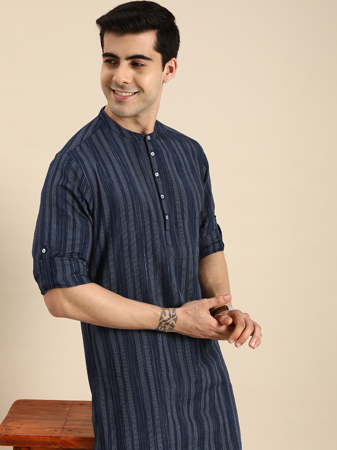 

Anouk Men Navy Blue & Gold-Toned Striped Mandarin-Collar Indigo Kurta