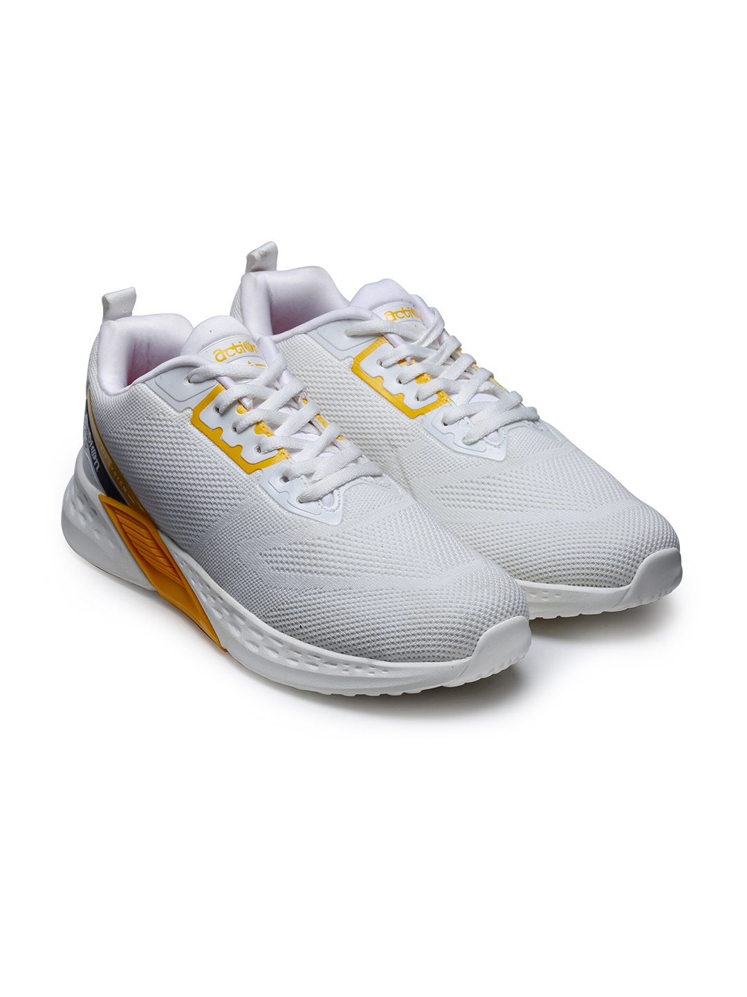 

Action Men White Mesh Running Shoes