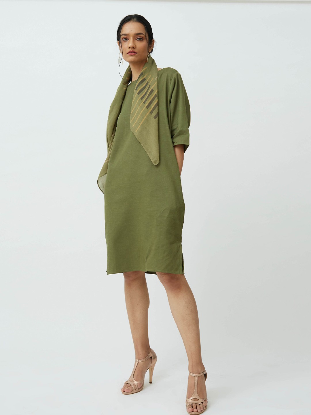 

Saltpetre Olive Green Sheath Dress