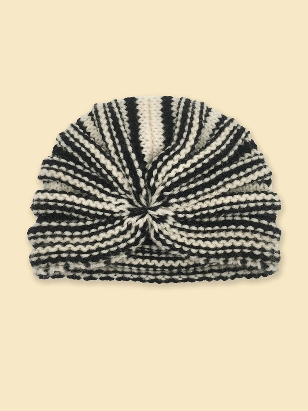 

EL REGALO Unisex Kids Cream-Coloured & Black Self Design Beanie