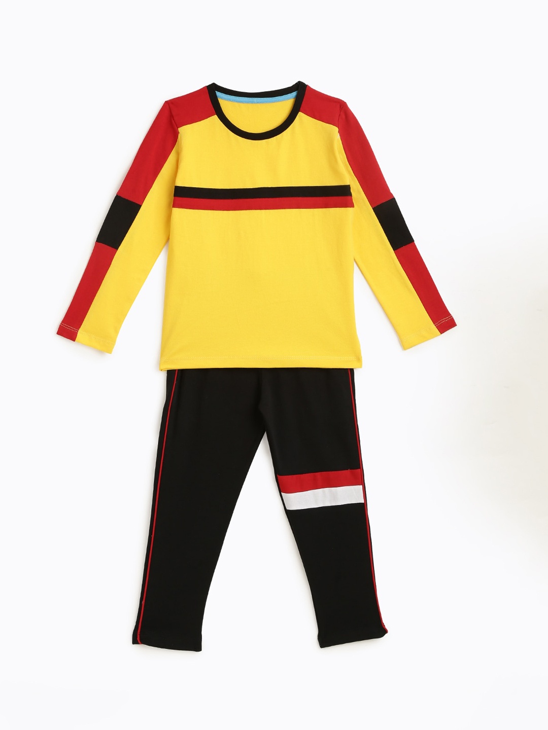 

KIDSCRAFT Boys Yellow & Red Printed Cotton Night Suit