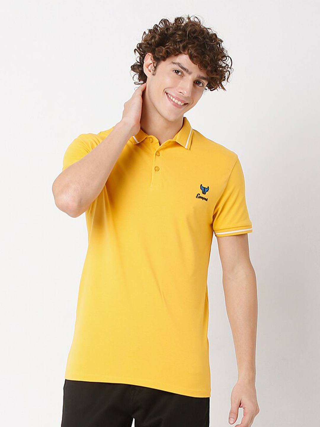 

Rex Straut Jeans Men Yellow Polo Collar Slim Fit T-shirt