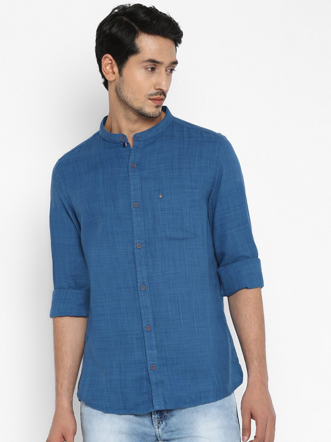 

Turtle Men Navy Blue Slim Fit Casual Shirt