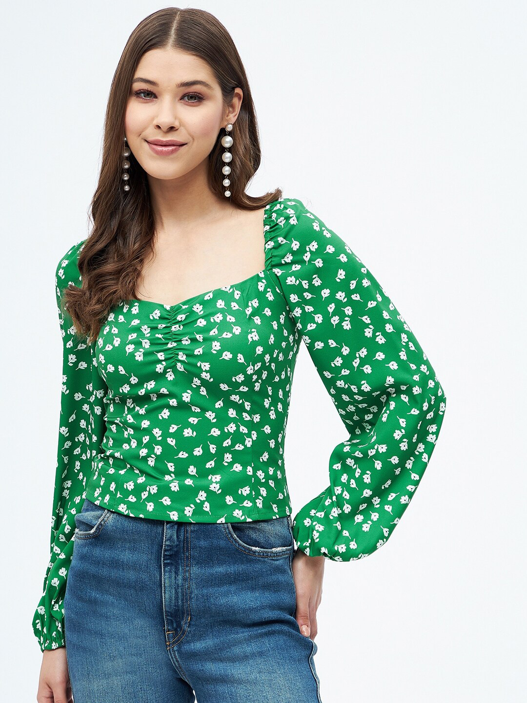 

Harpa Women Green Floral Print Sweetheart Neck Smocked Crepe Crop Top