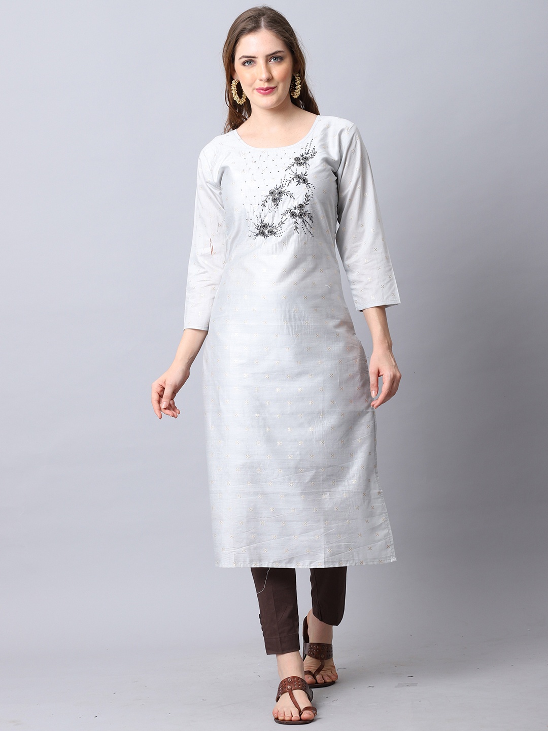 

Rajnandini Women Grey & Black Floral Embroidered Floral Kurta