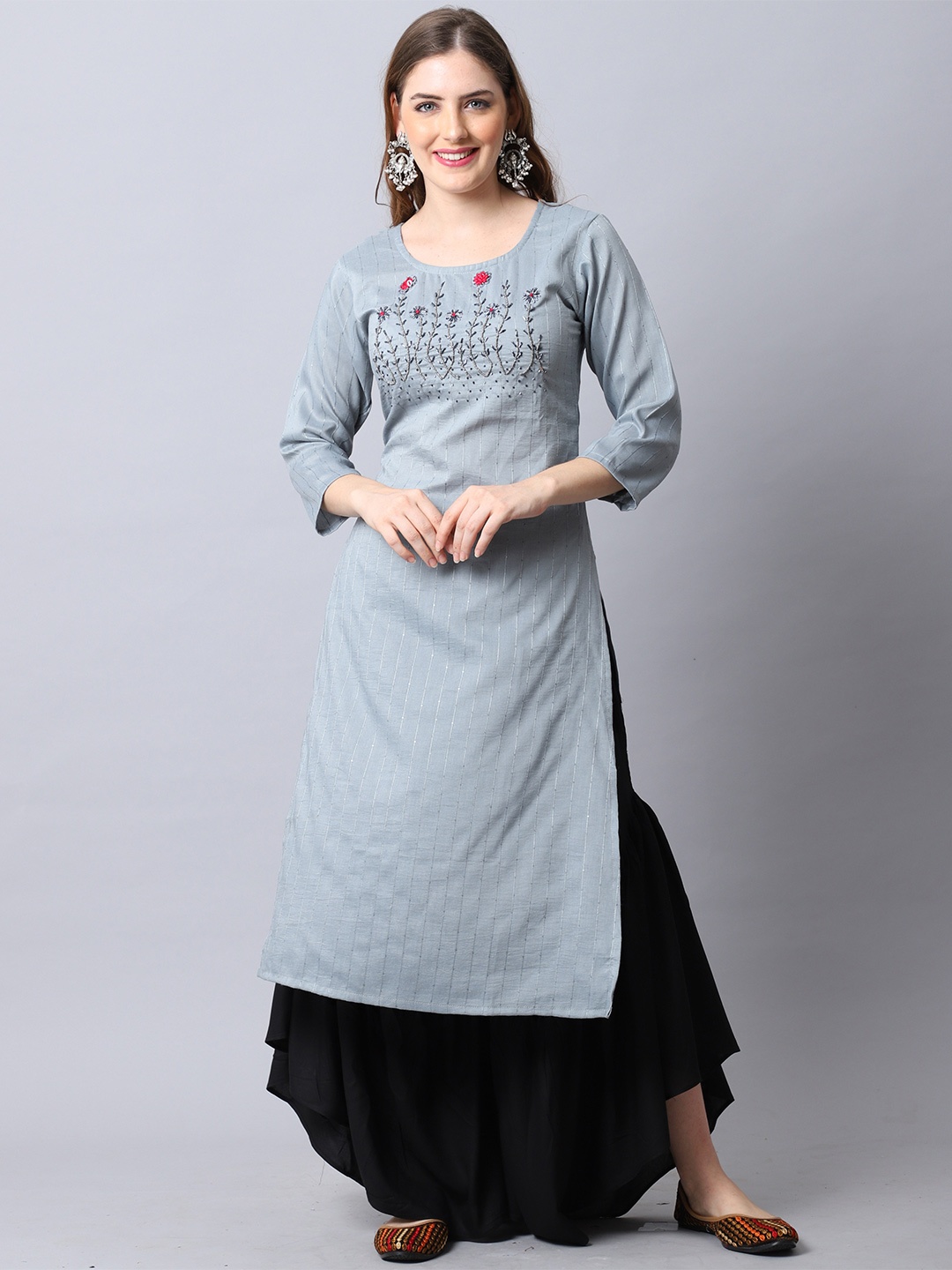 

Rajnandini Grey Floral Embroidered Straight Kurti