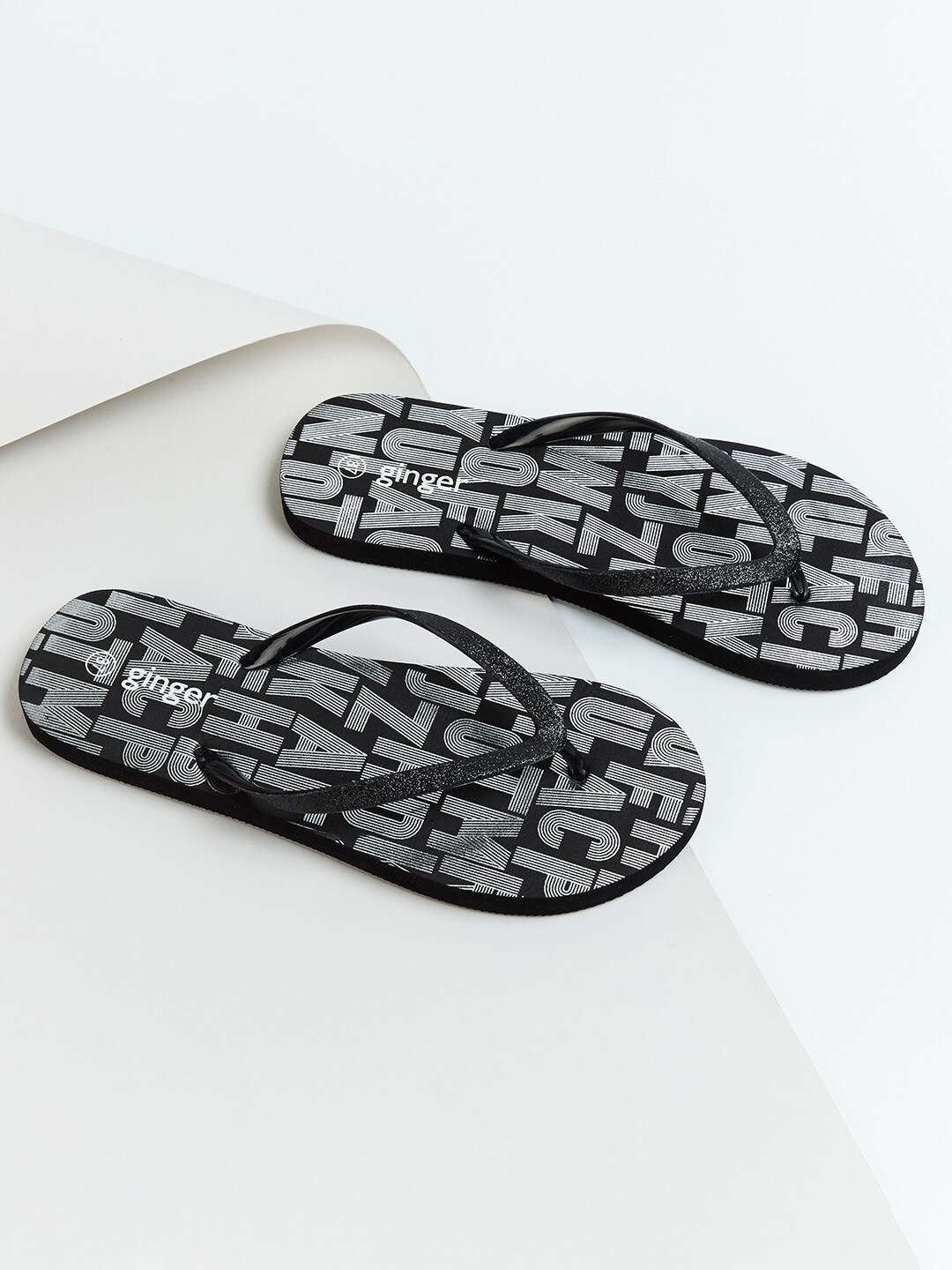 

Ginger by Lifestyle Women Black & White Printed Rubber Thong Flip-Flops