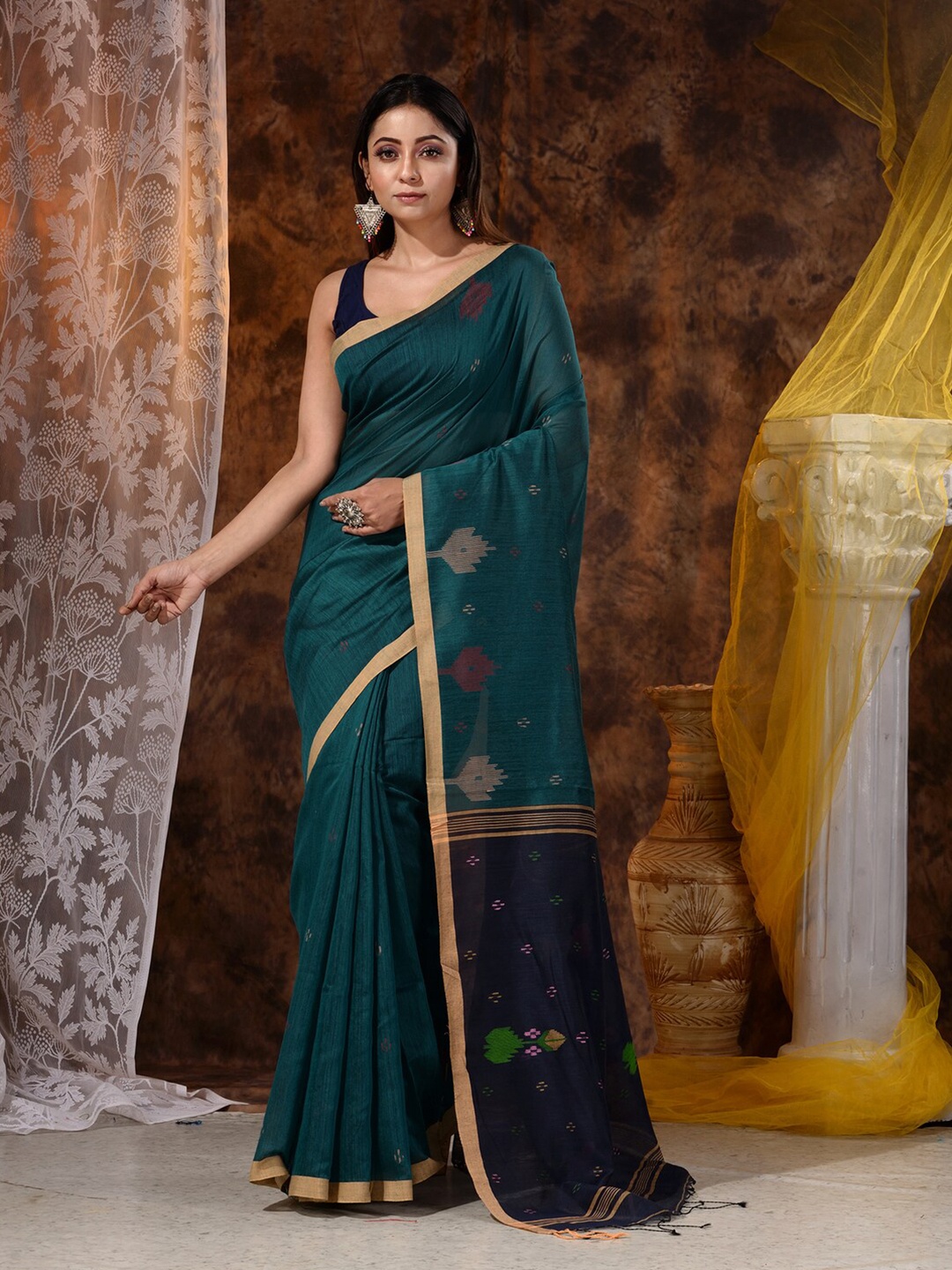 

Mitera Teal & Navy Blue Cotton Saree
