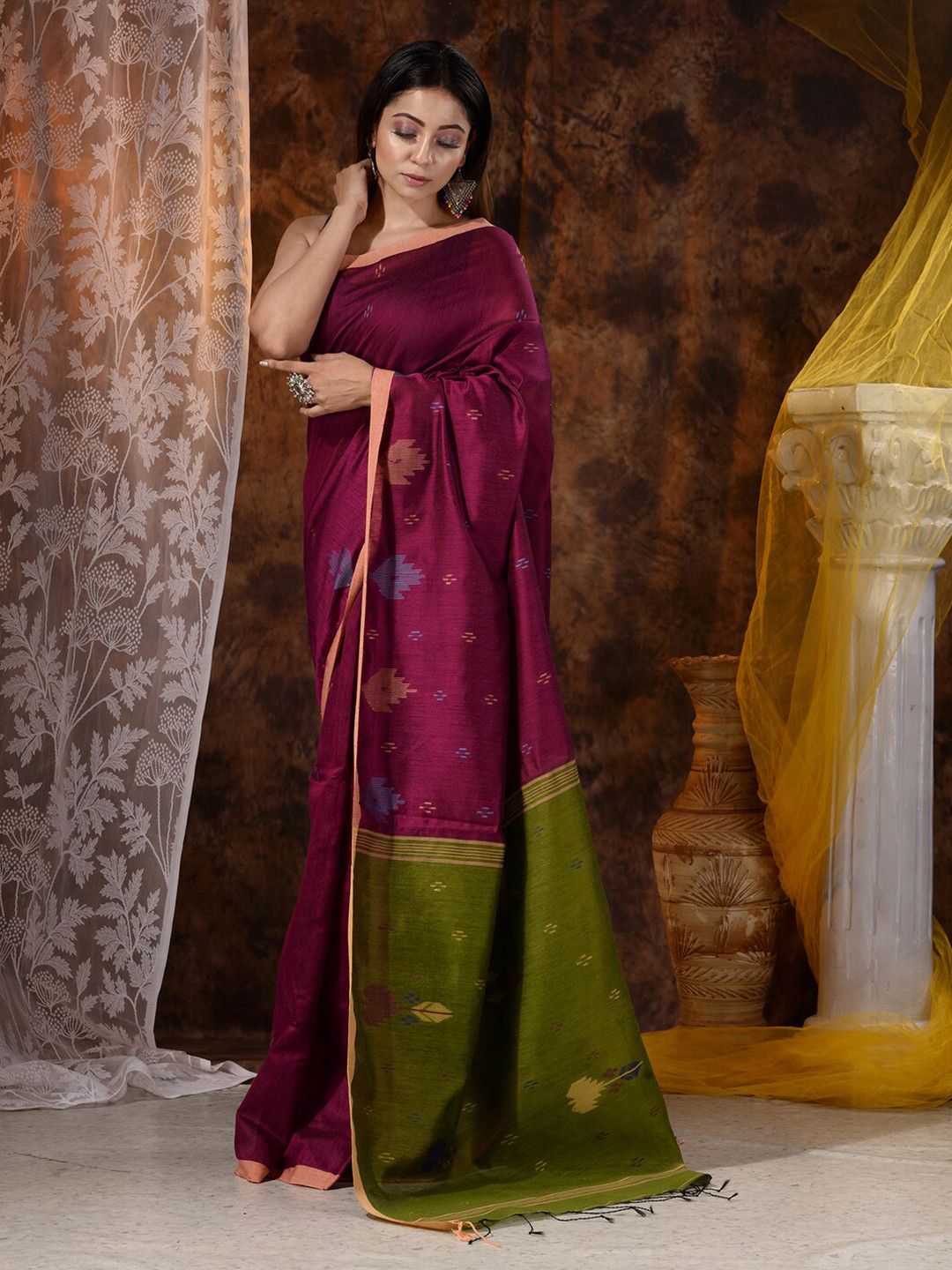 

Mitera Maroon & Green Hand Woven Dhakai Saree