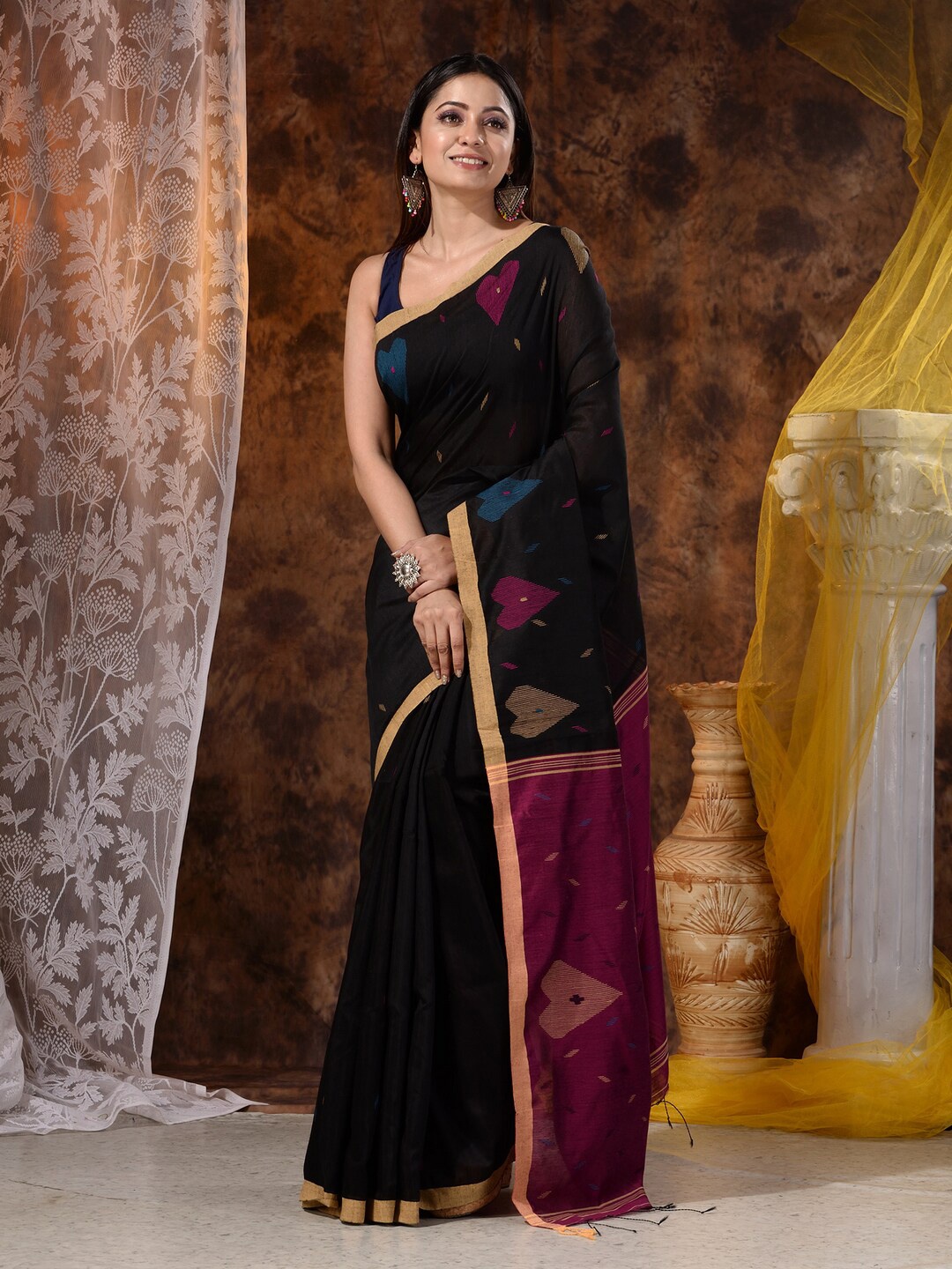 

Mitera Black & Magenta Dhakai pattern Saree
