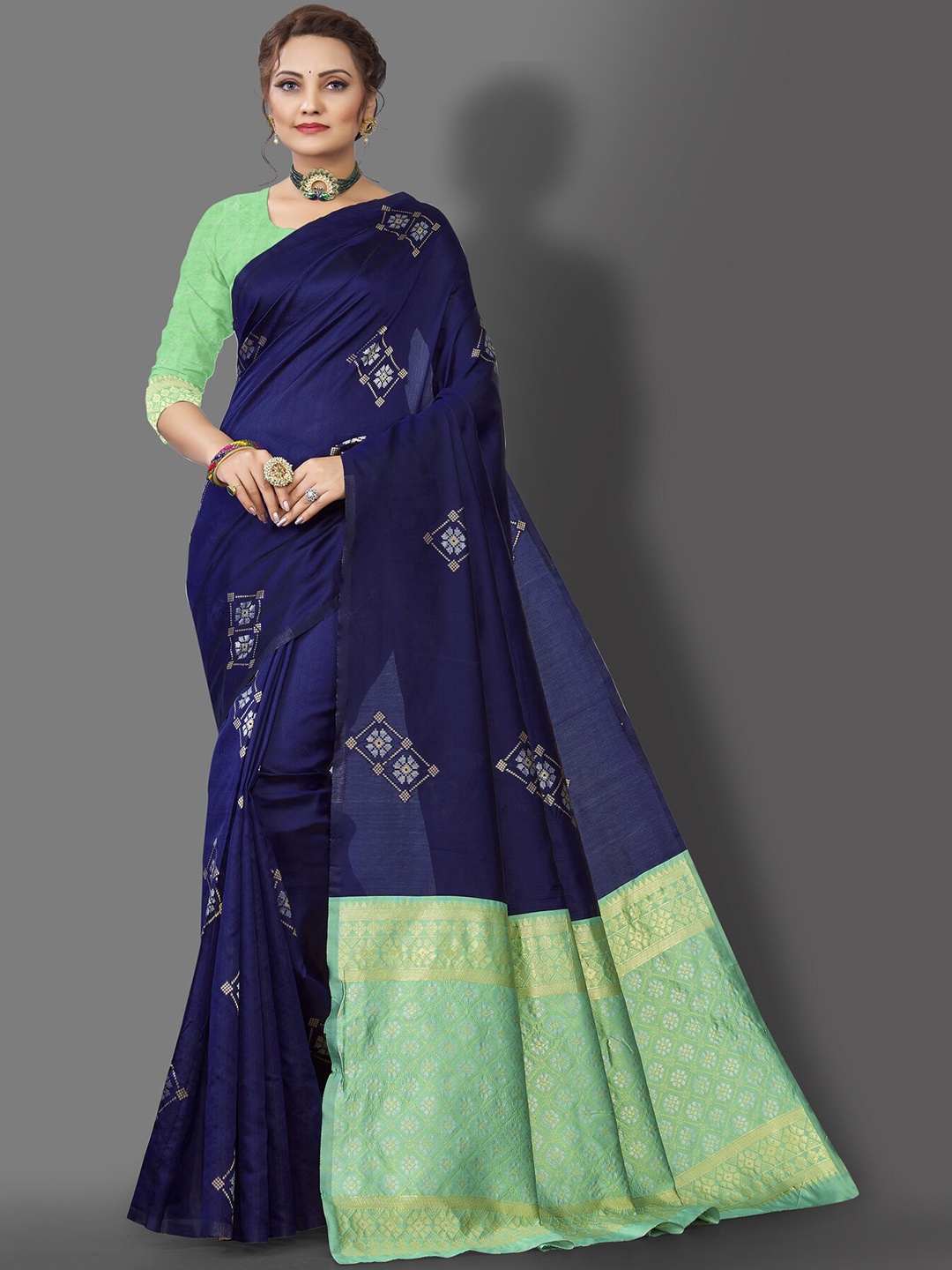 

Wuxi Women Navy Blue & Green Woven Design Zari Pure Silk Banarasi Saree
