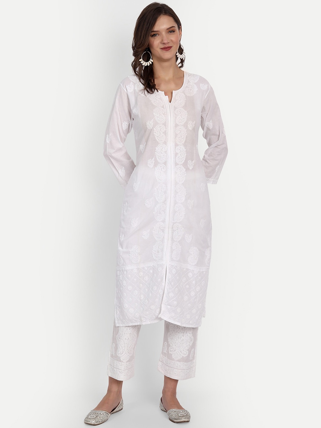 

Indiankala4u Women White Ethnic Motifs Chikankari Kurta