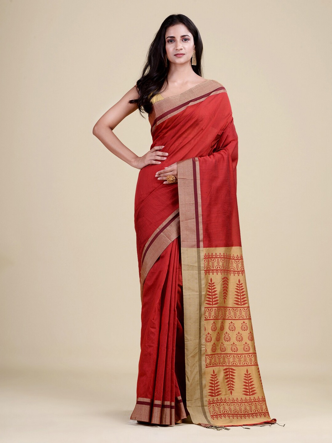 

Laa Calcutta Women Maroon & Beige Zari Jute Silk Jamdani Saree