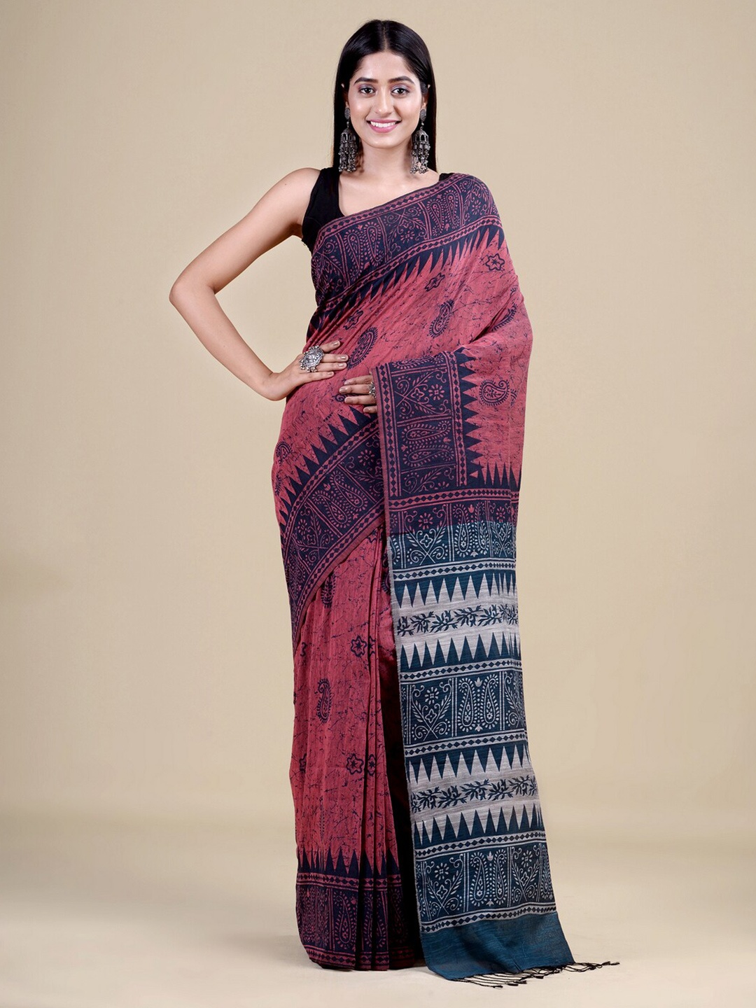 

Laa Calcutta Women Pink & Blue Woven Design Jute Silk Jamdani Saree