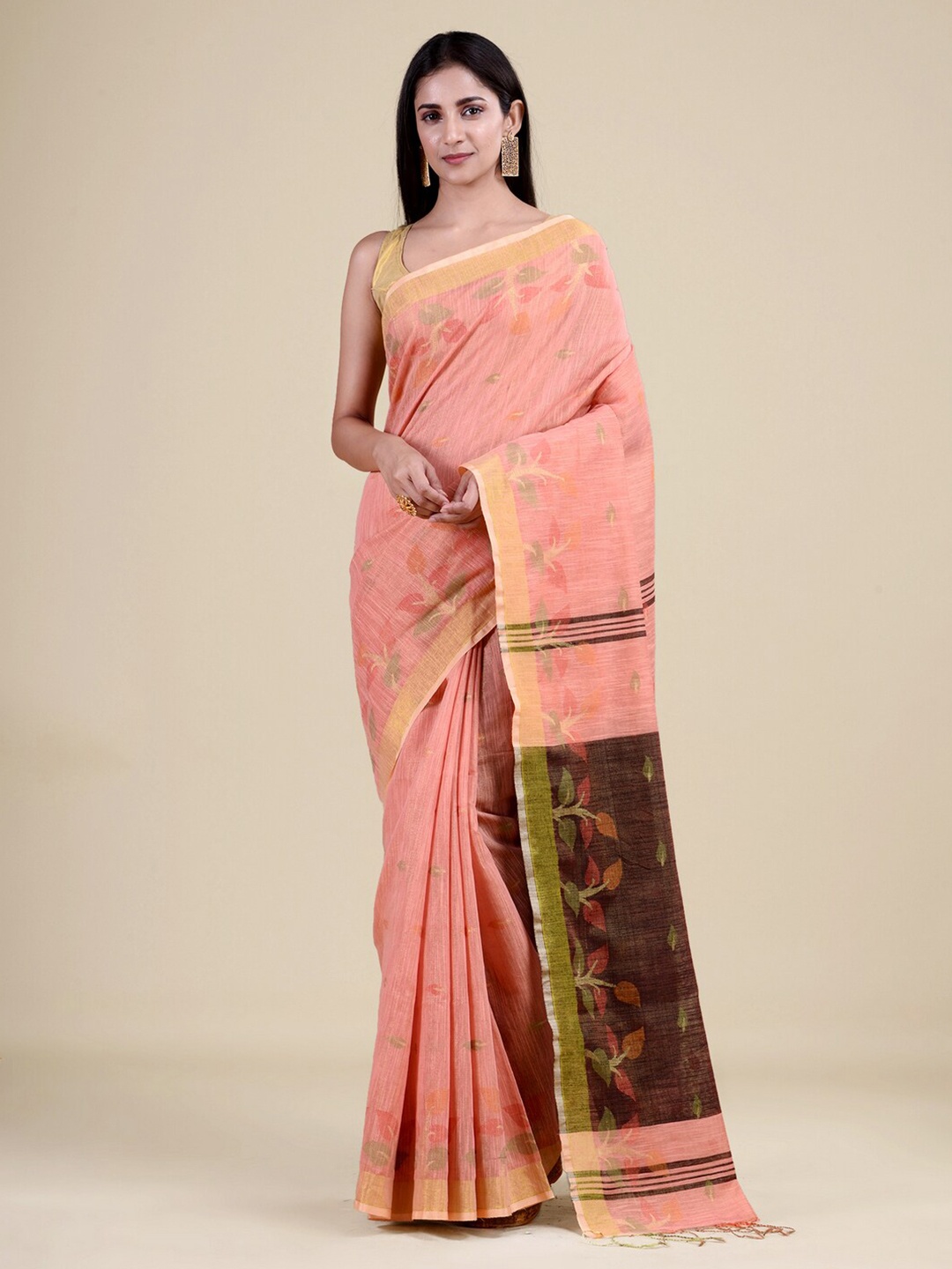 

Laa Calcutta Women Peach-Coloured & Green Woven Design Zari Jute Silk Jamdani Saree