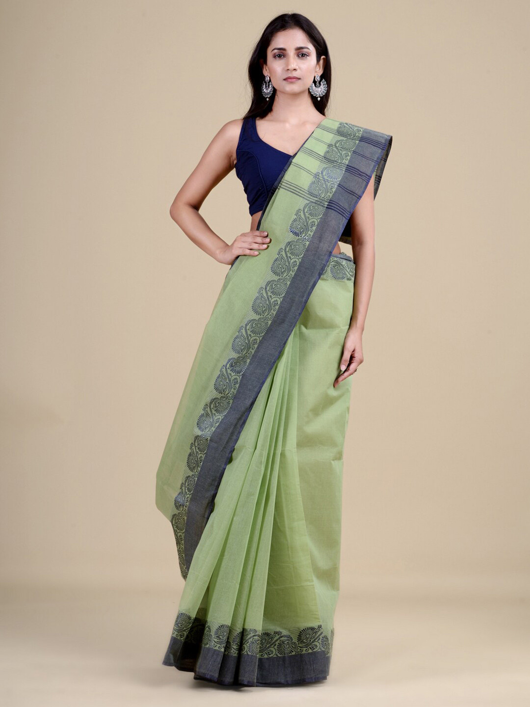 

Laa Calcutta Women Green Woven Design Jute Silk Jamdani Saree