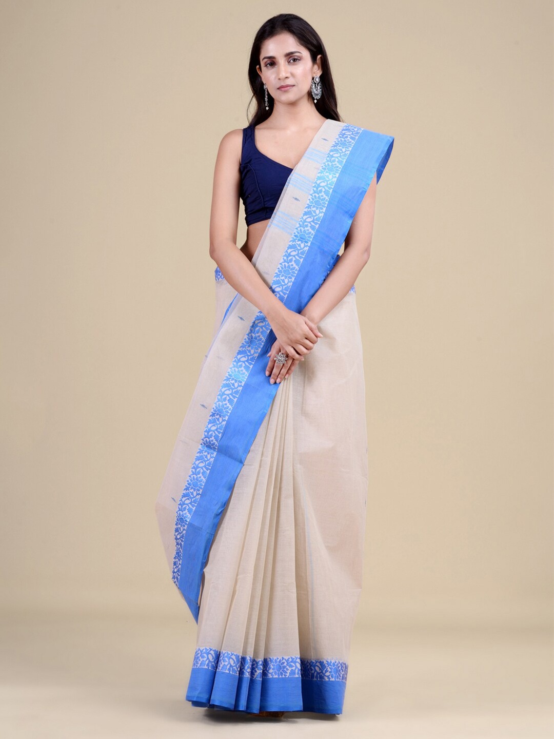 

Laa Calcutta Off White & Blue Woven Design Jute Silk Jamdani Saree