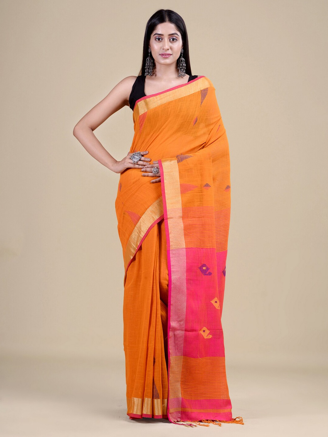 

Laa Calcutta Yellow & Orange Floral Jute Silk Jamdani Saree