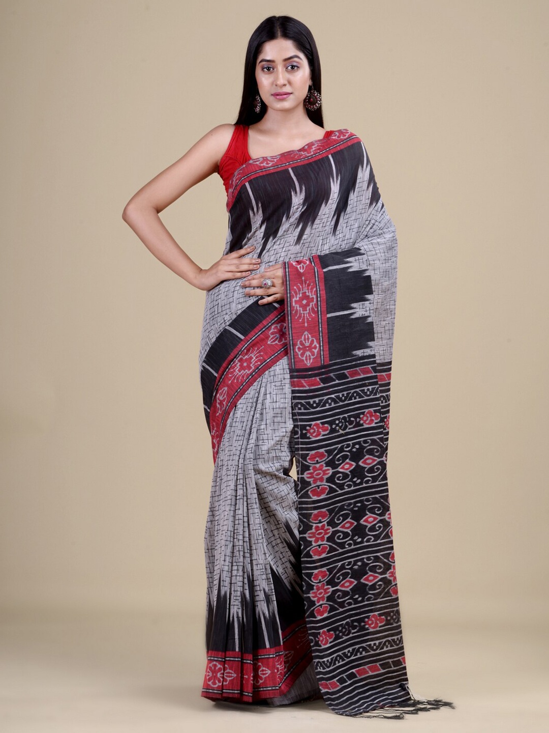 

Laa Calcutta Grey & Black Woven Design Zari Jute Silk Jamdani Saree