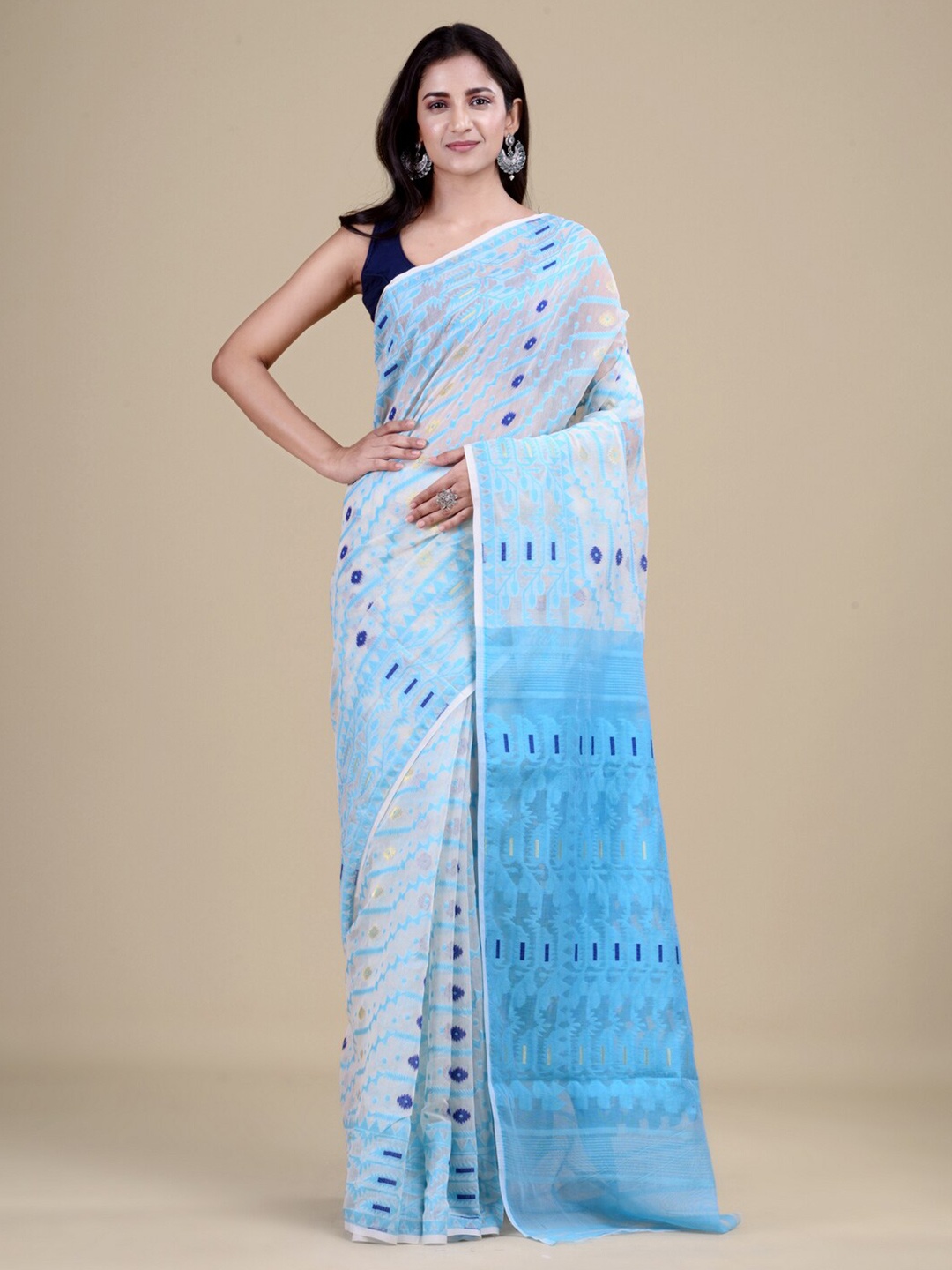 

Laa Calcutta White & Blue Woven Design Jute Silk Jamdani Saree