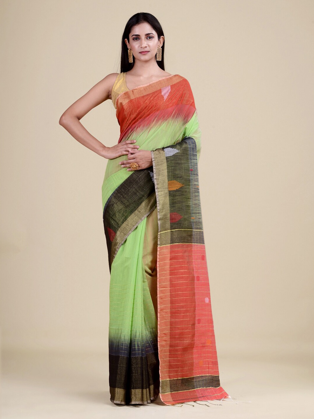 

Laa Calcutta Green & Black Woven Design Zari Jute Silk Jamdani Saree