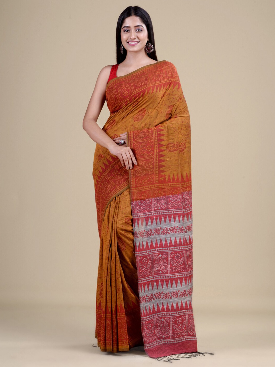 

Laa Calcutta Mustard & Red Paisley Jute Silk Jamdani Saree