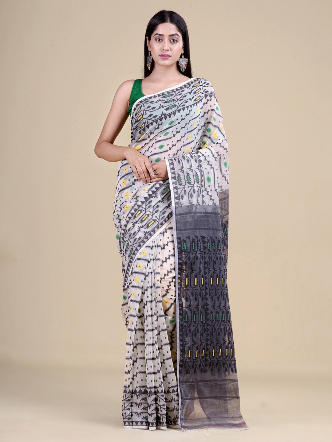 

Laa Calcutta Black & White Woven Design Jute Silk Jamdani Saree