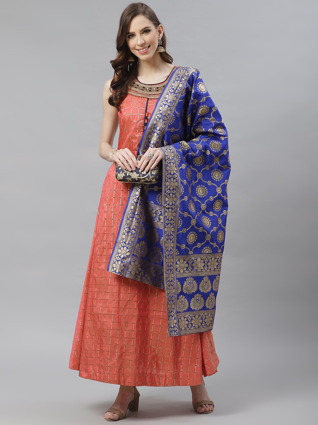 

Chhabra 555 Women Coral Kurta With Leggings & With Dupatta