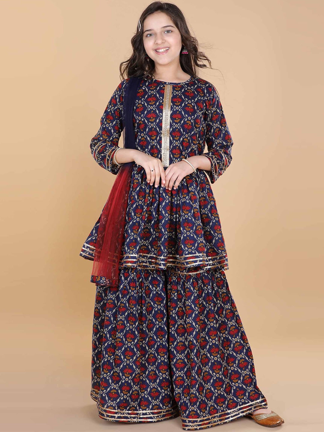 

ADIVA Girls Blue Floral Yoke Design Panelled Gotta Patti Pure Cotton Kurti with Sharara & With Dupatta
