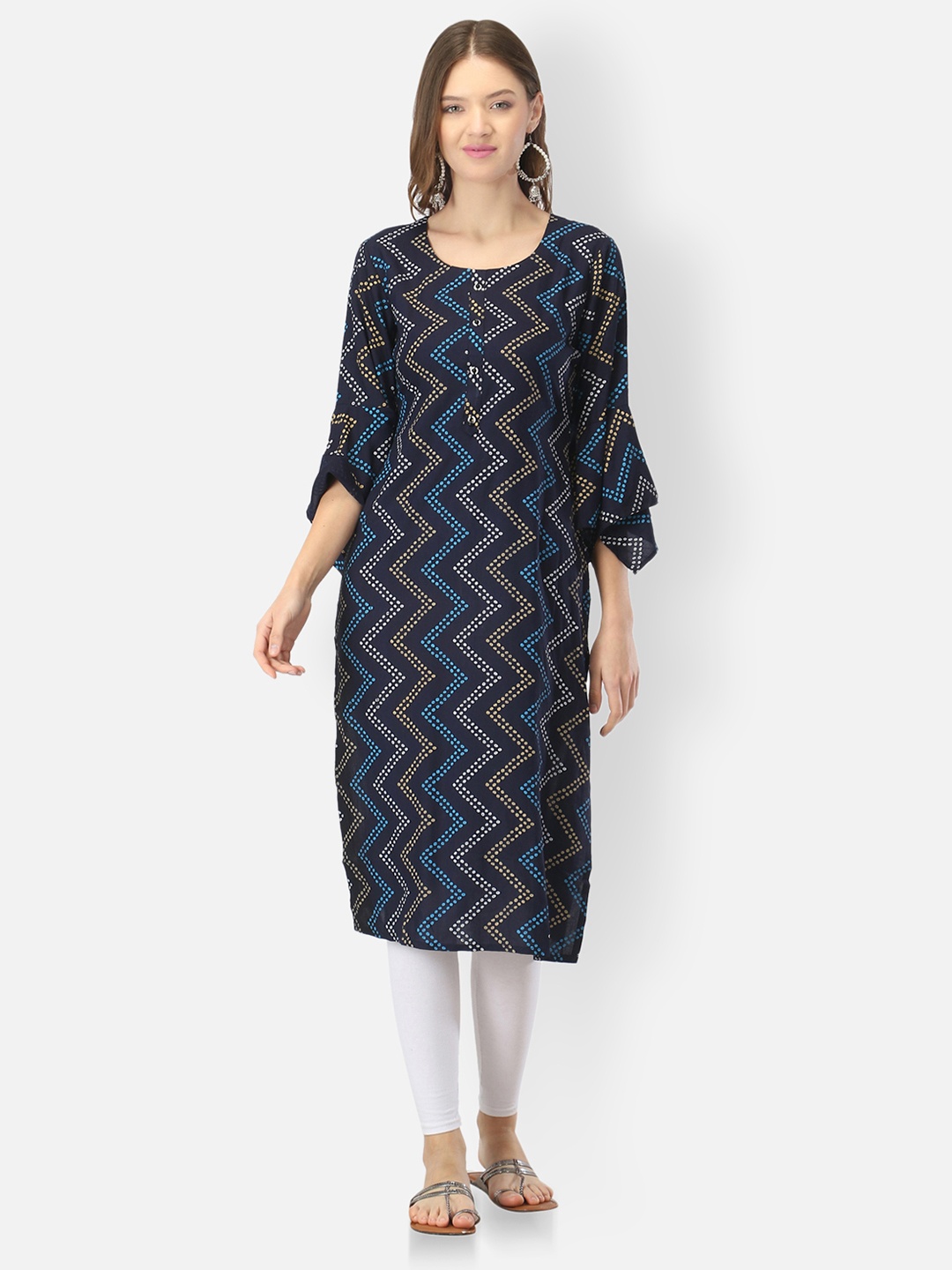 

FEMMIBELLA Women Green & White Geometric Printed Bell Sleeves Kurta