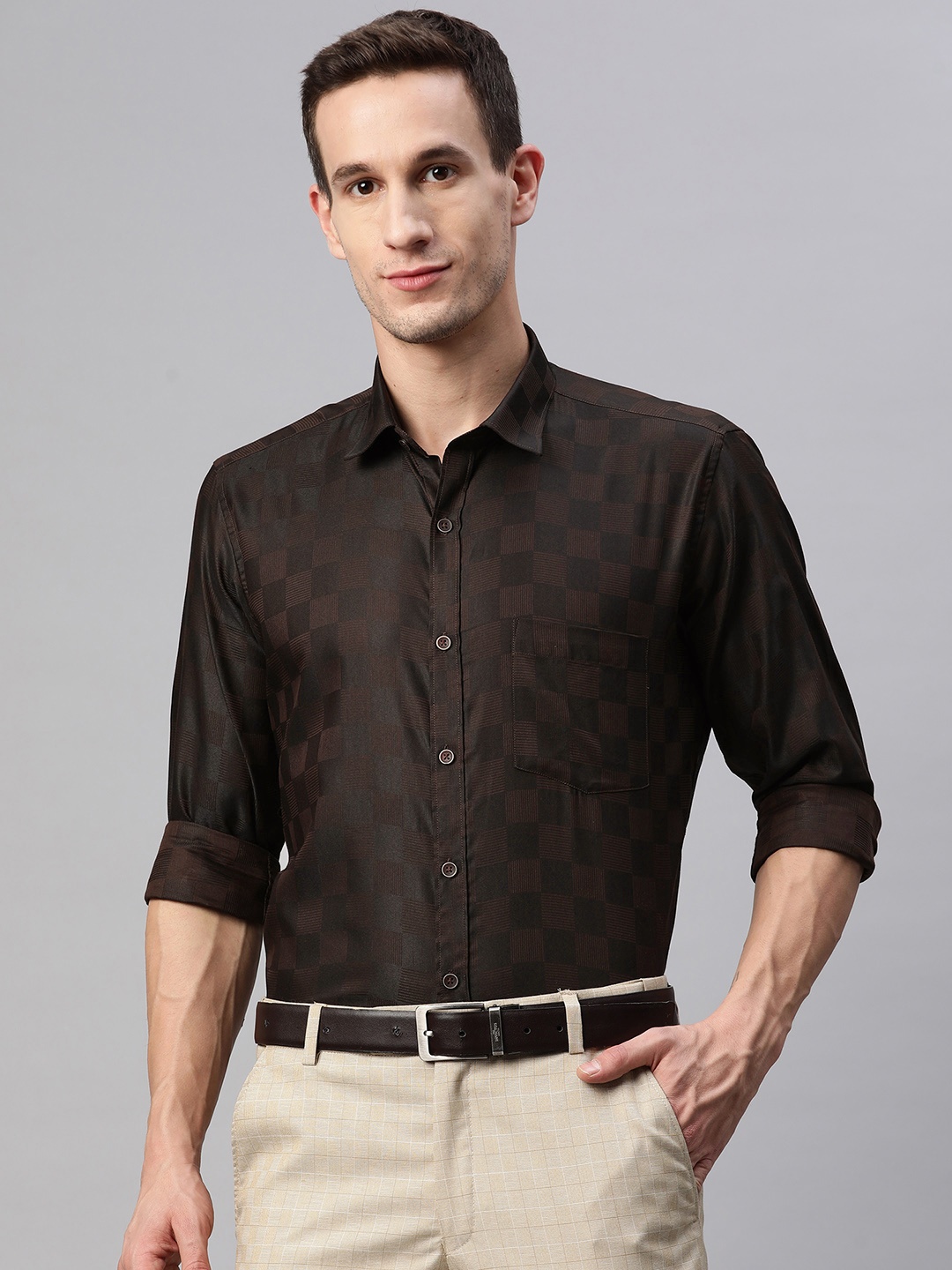 

MANQ Men Brown Checked Smart Formal Shirt