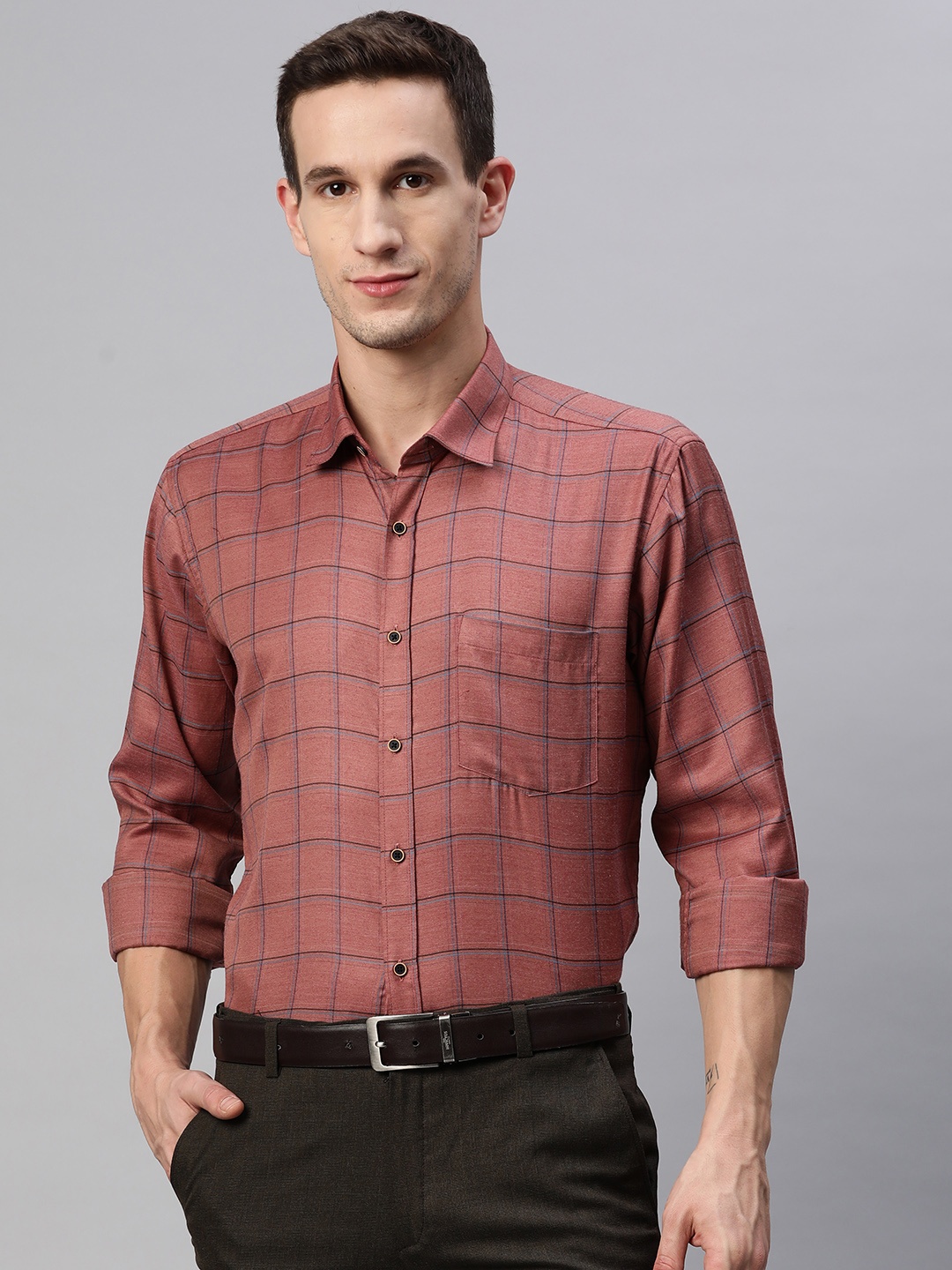 

MANQ Men Rust Smart Tartan Checked Formal Shirt