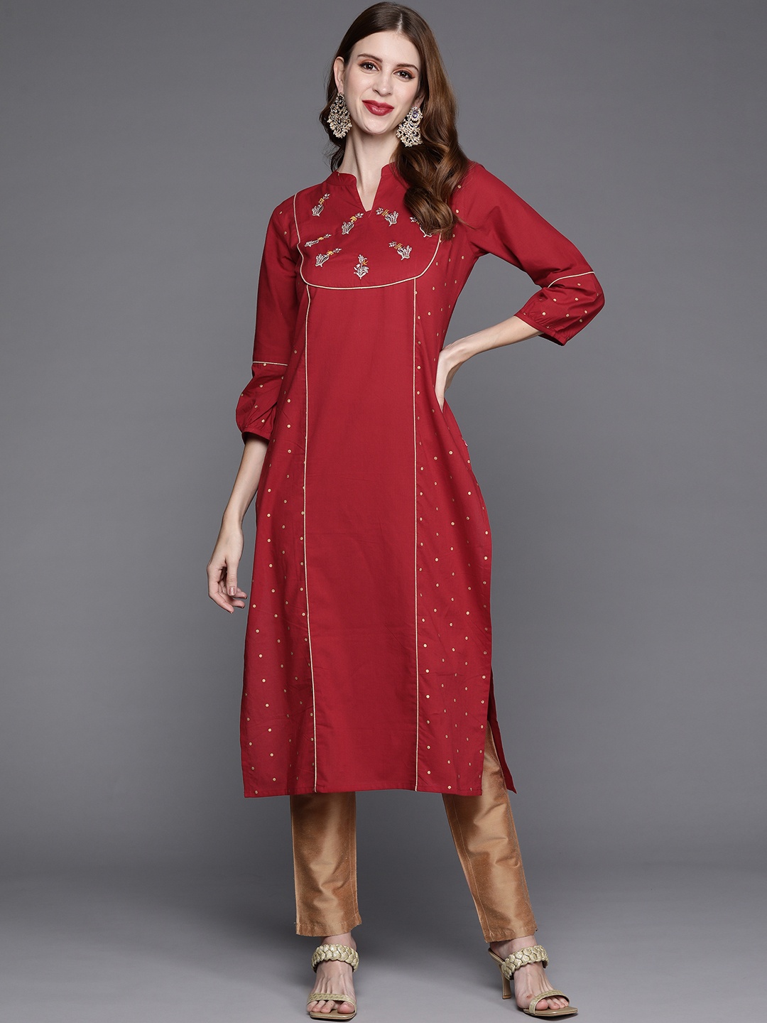 

Varanga Women Maroon Cotton Printed & Embroidered Kurta