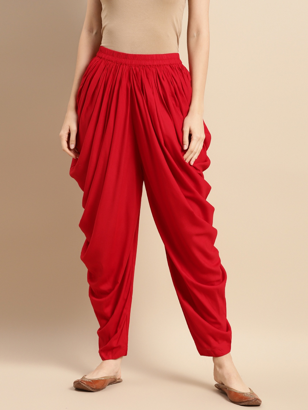 

Saadgi Women Red Solid Dhoti Pants