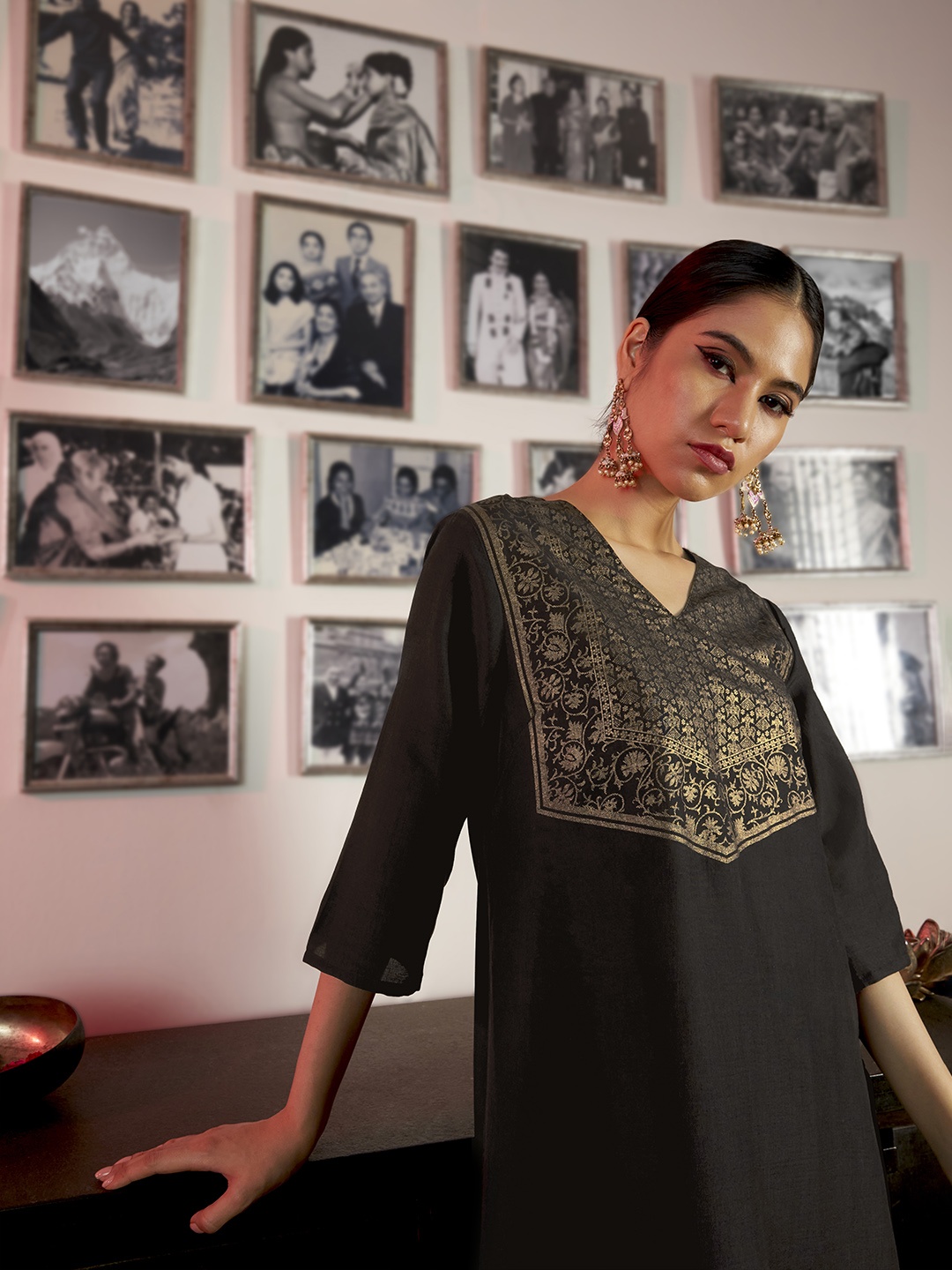 

Anouk Women Black Foil Printed Kurta with Trousers