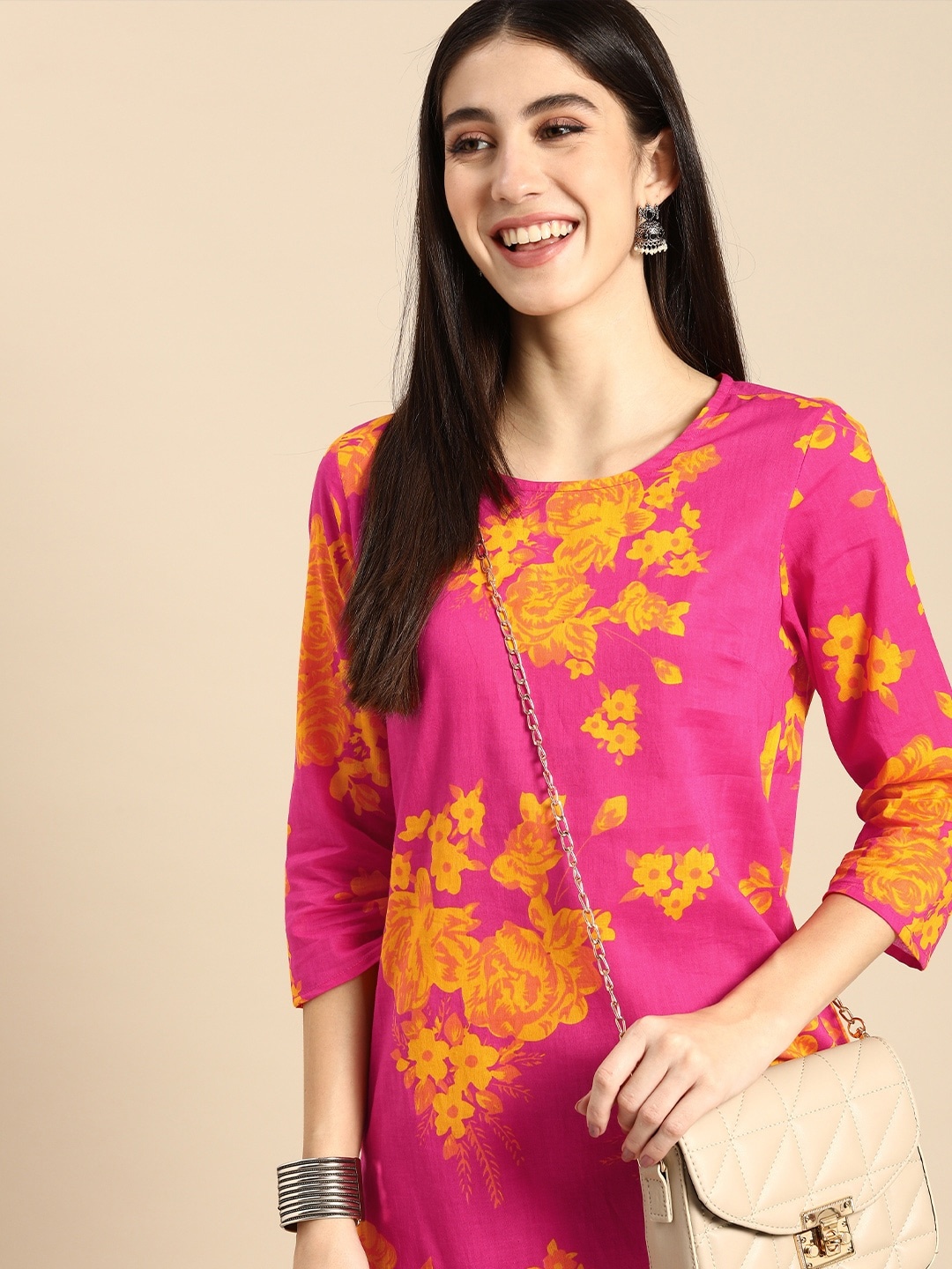 

Anouk Women Fuchsia & Yellow Floral Printed Pure Cotton Kurta