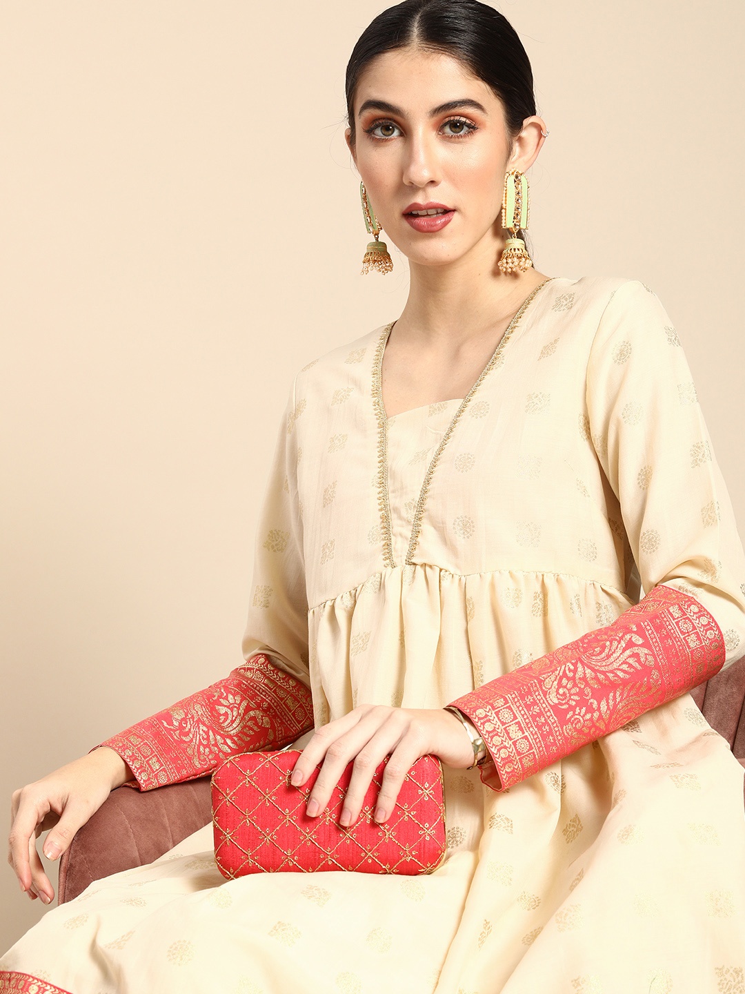 

Anouk Women Cream-Coloured & Golden Ethnic Motifs Woven Design Kurta