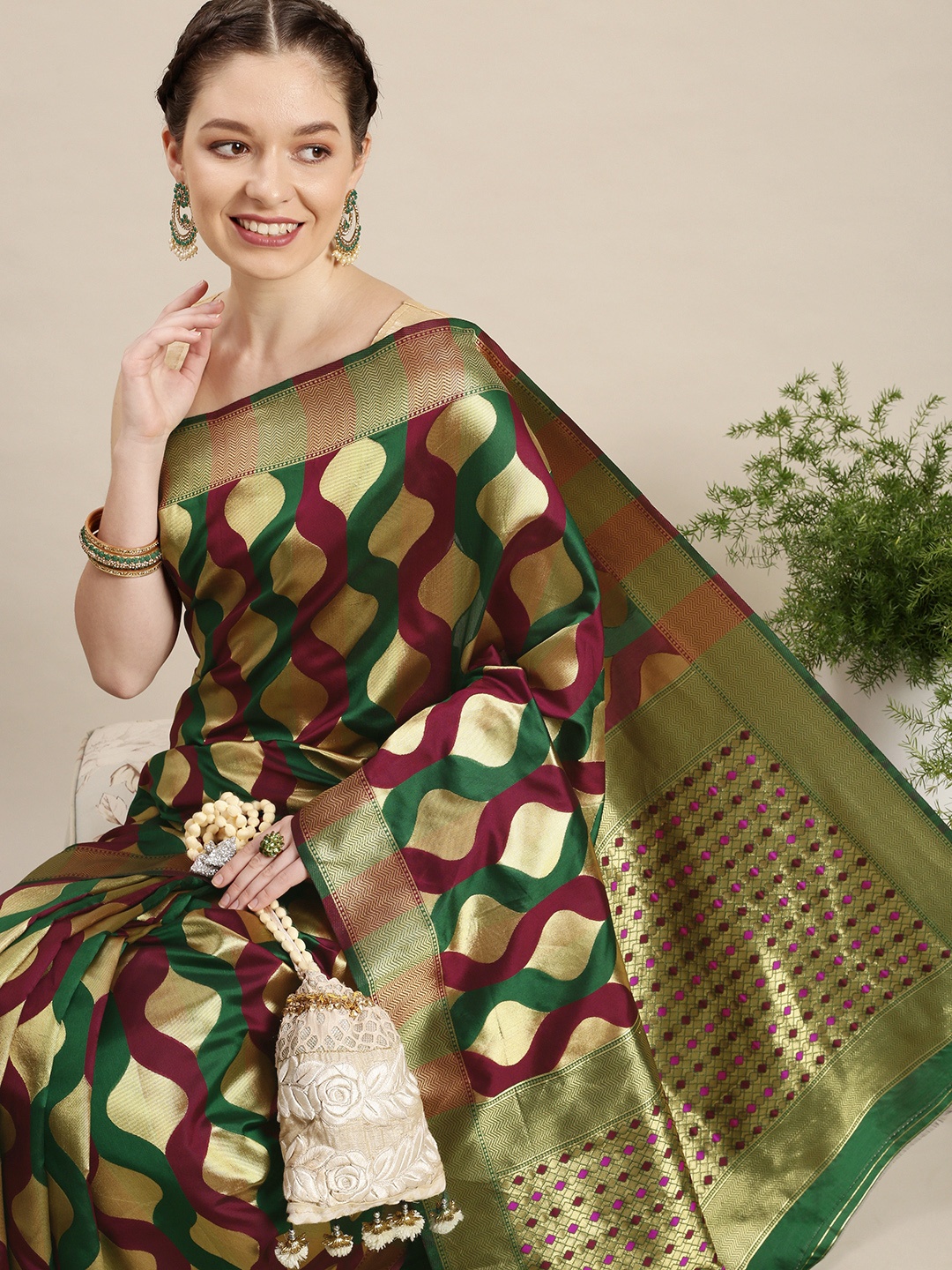 

Rudra Fashion Green & Purple Silk Blend Banarasi Saree
